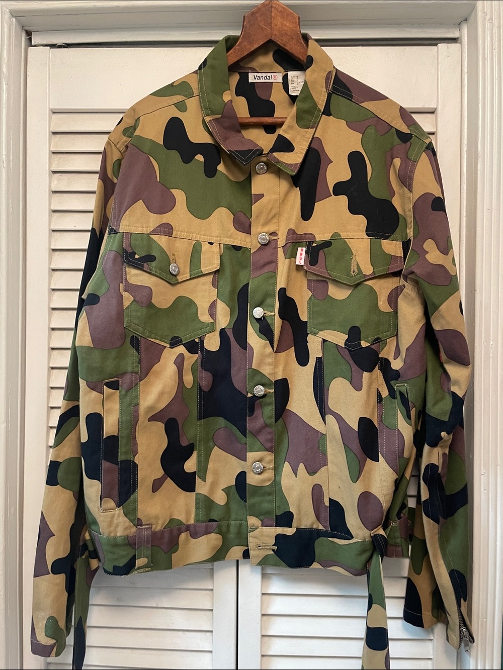 Vandal Camo Military-Style Jacket - Green/Brown/Black
